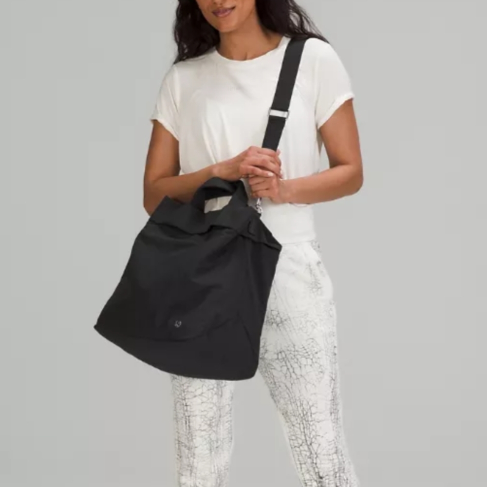 Lululemon On My Level Bag 2.0 19L